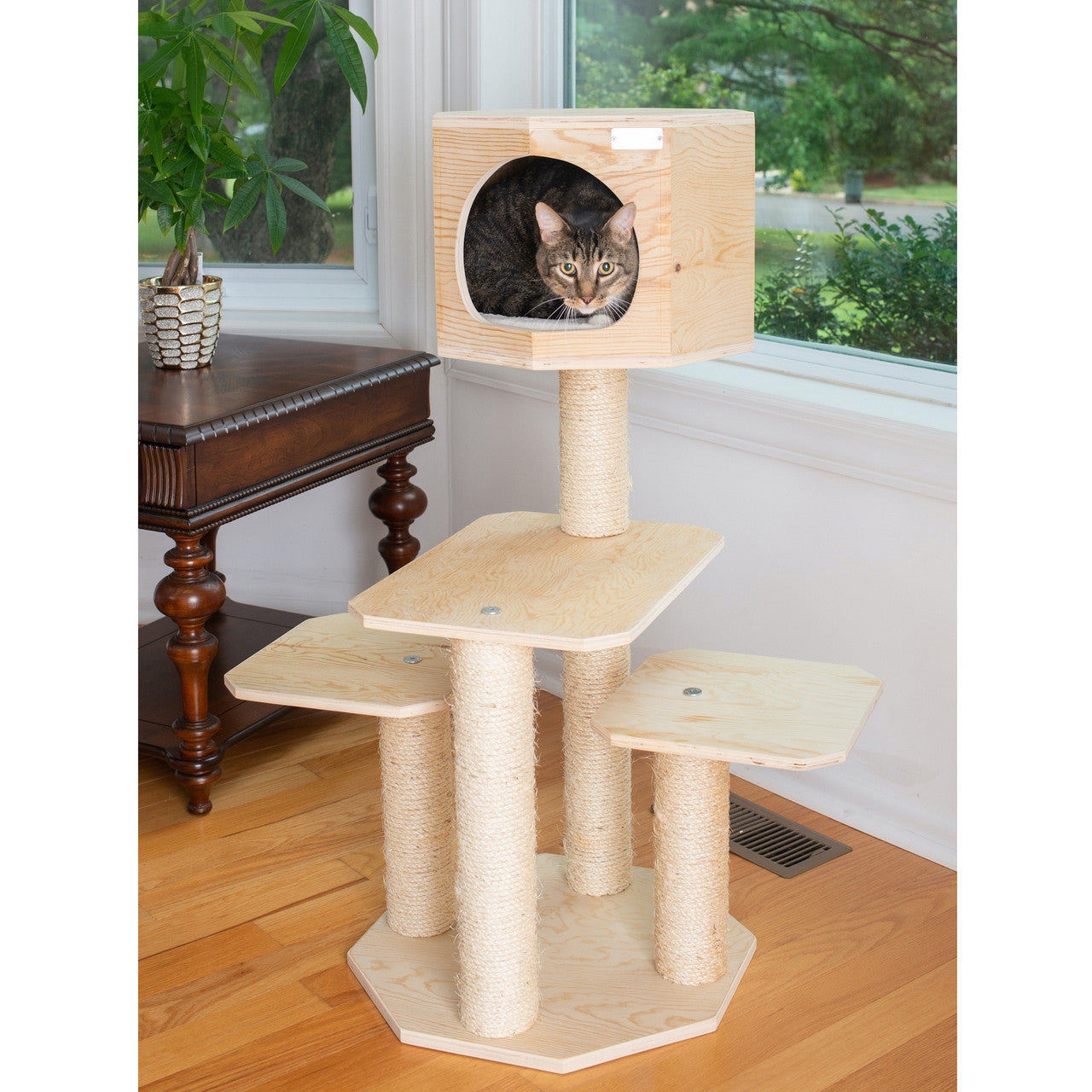 Premium Pinus Sylvestris Wood Cat Tree by Armarkat