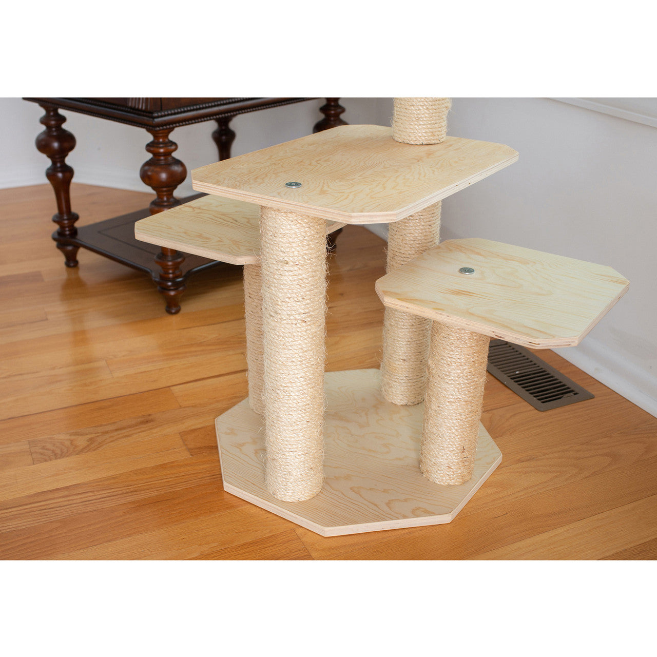 Premium Pinus Sylvestris Wood Cat Tree by Armarkat