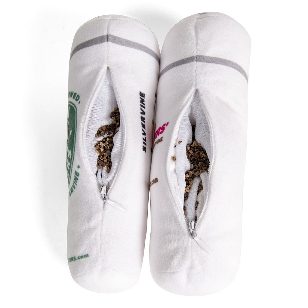 SILVERVINE COFFEE CUPS - PLUSH CATNIP TOY showing open zipper with silvervine inside
